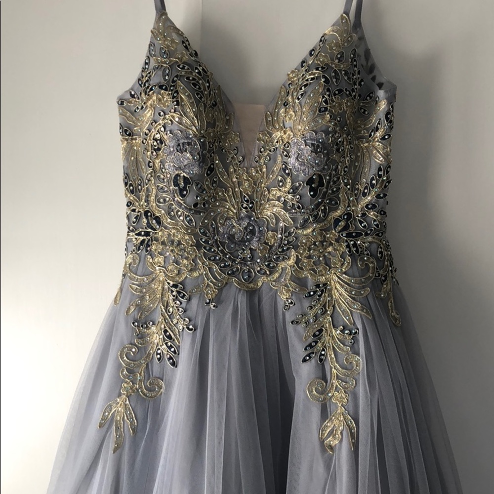 Prom Dress - Picture 3 of 8